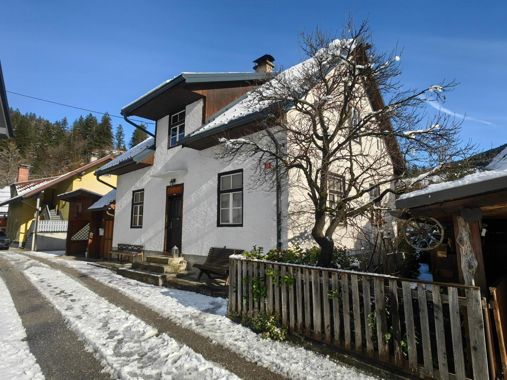 Hisa Hortenzija Luce Luče Exterior foto